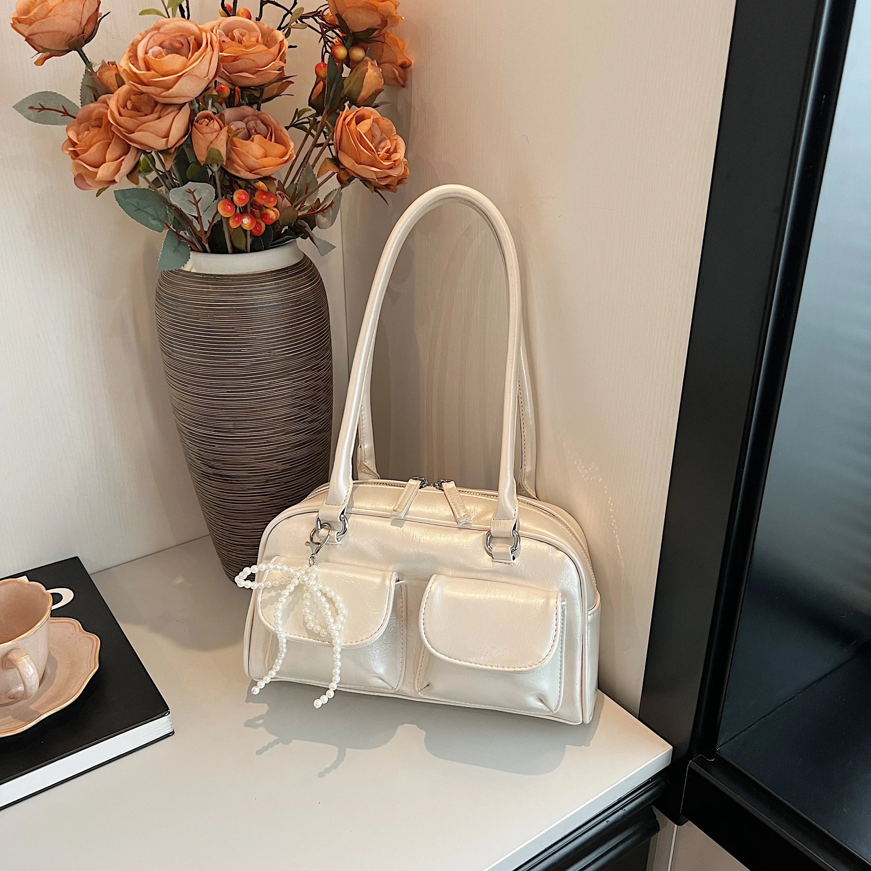 Versatile Ladies Shoulder Bag