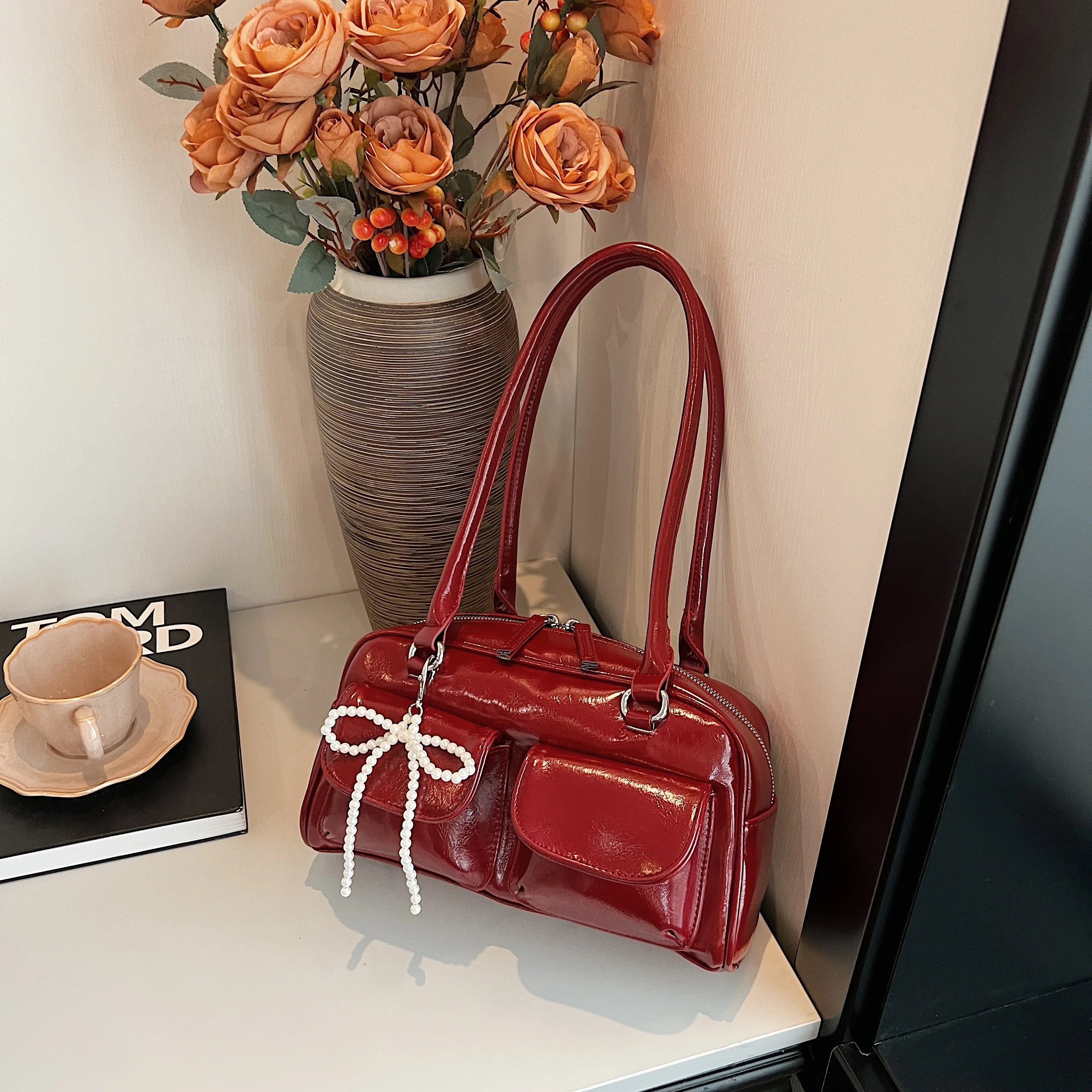 Versatile Ladies Shoulder Bag