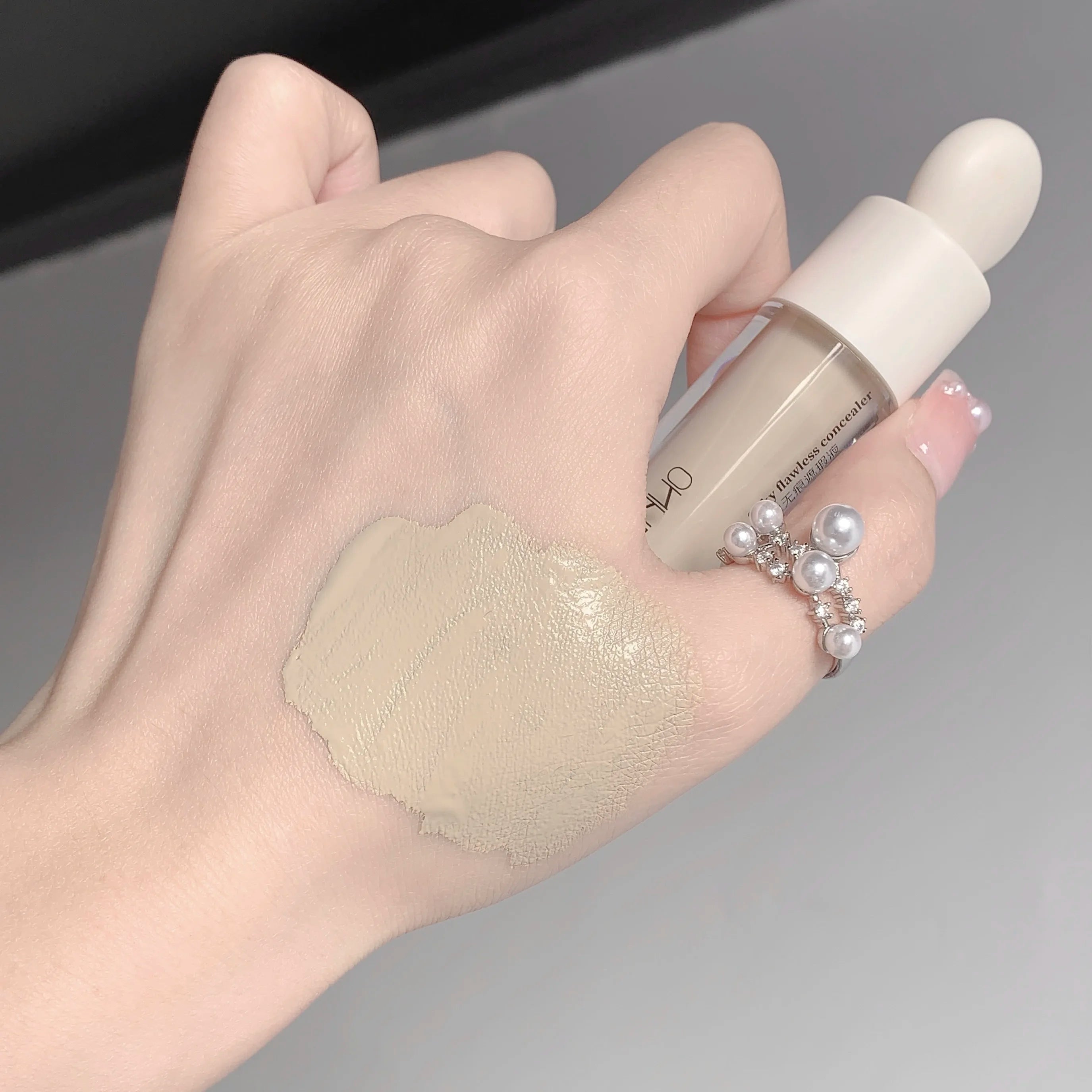 3 Colors Silky Concealer