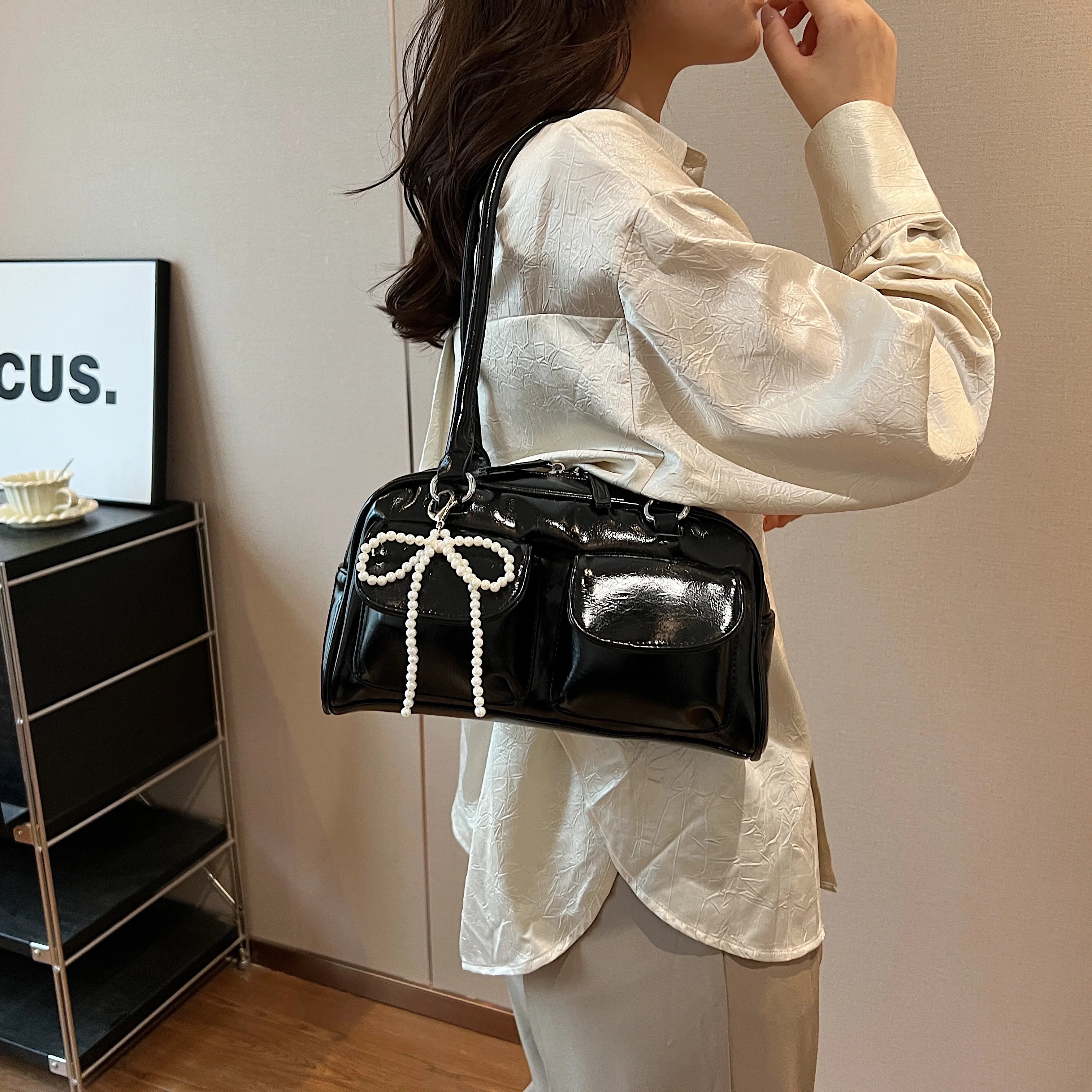 Versatile Ladies Shoulder Bag