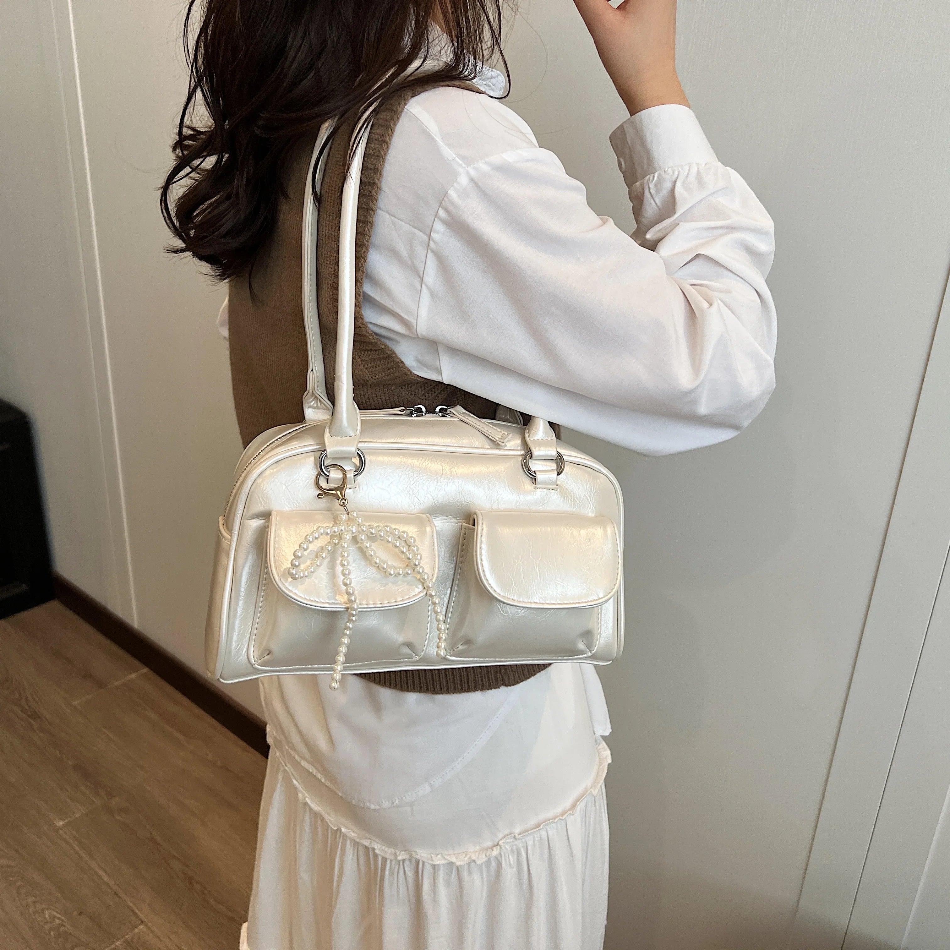Versatile Ladies Shoulder Bag
