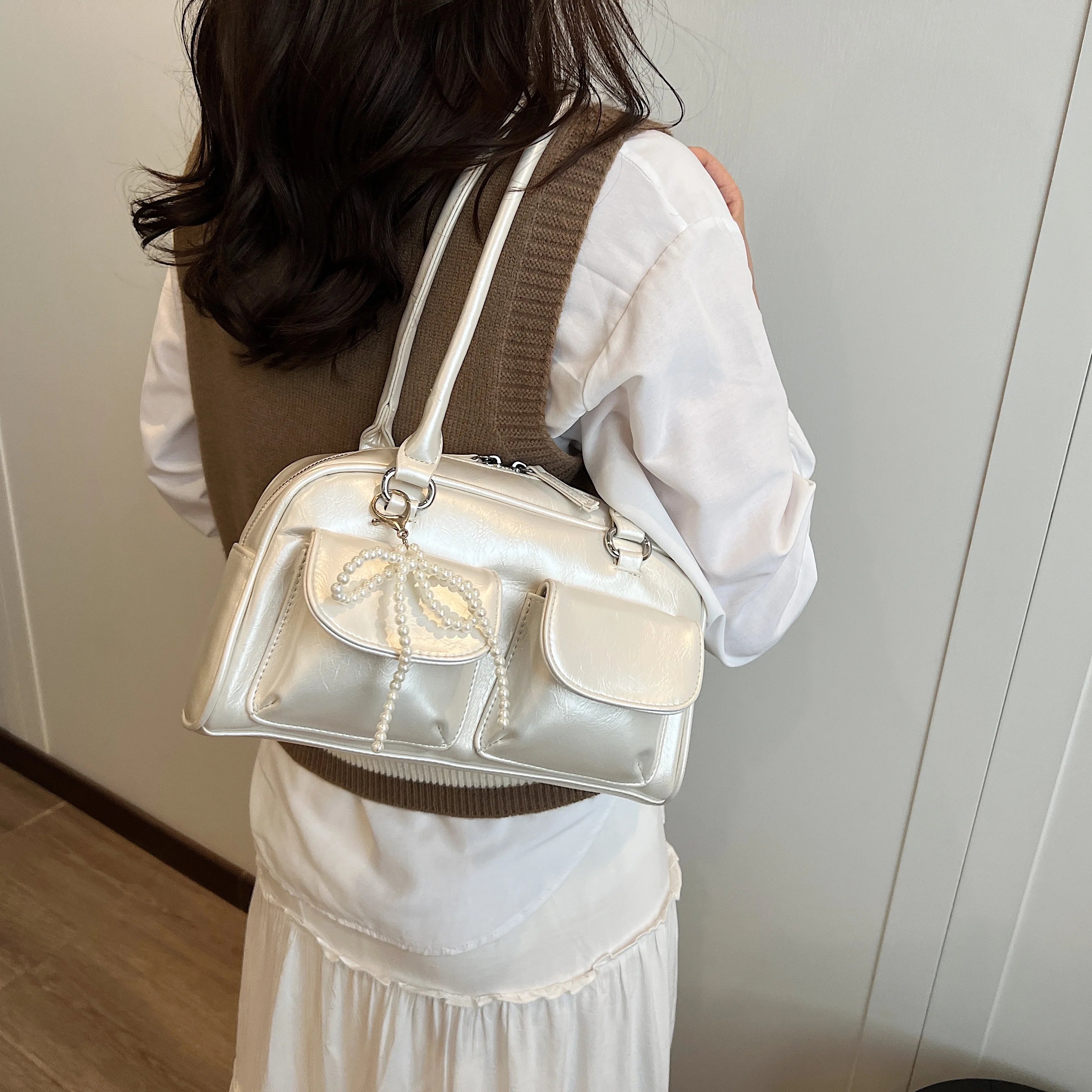 Versatile Ladies Shoulder Bag