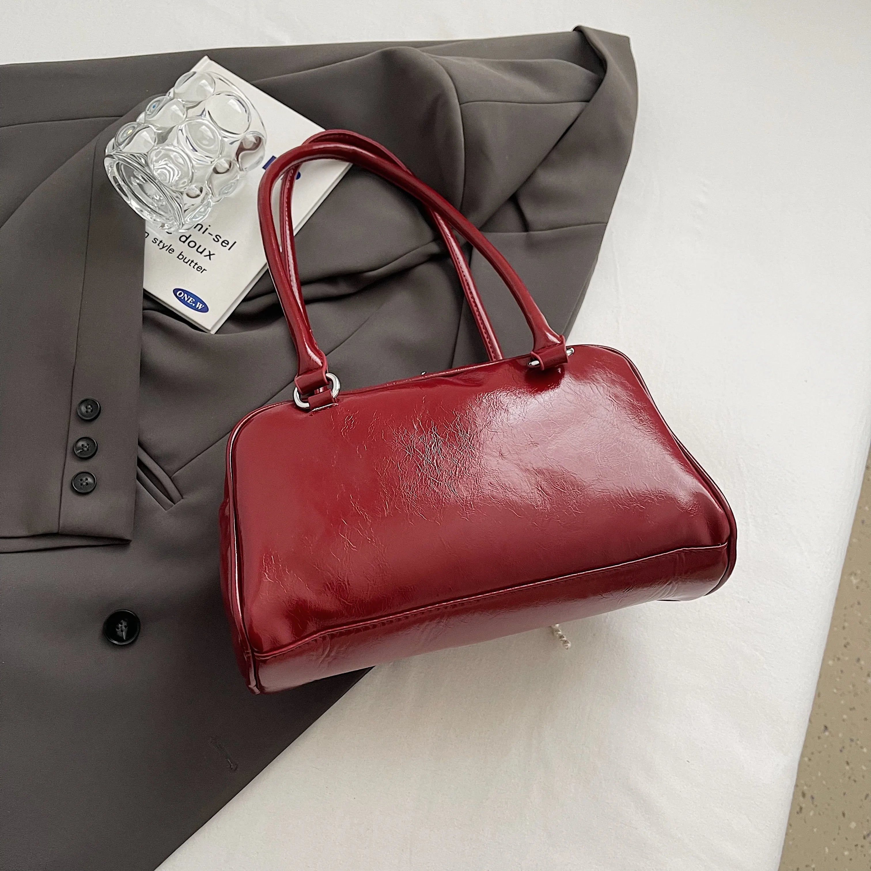 Versatile Ladies Shoulder Bag